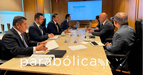 Se reúne Alejandro Armenta con el titular de Comunicaciones federal
