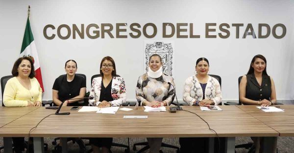 Presenta Laura Artemisa balance de Foros de Convivencia Escolar
