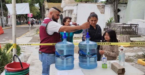 Visitan más de 22 mil personas el panteón municipal por Día del Padre