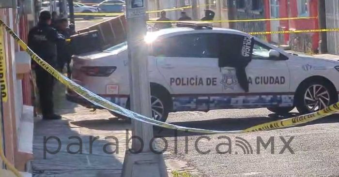 Encuentran cadáver de una mujer en carrito de supermercado en Carmen Huexotitla