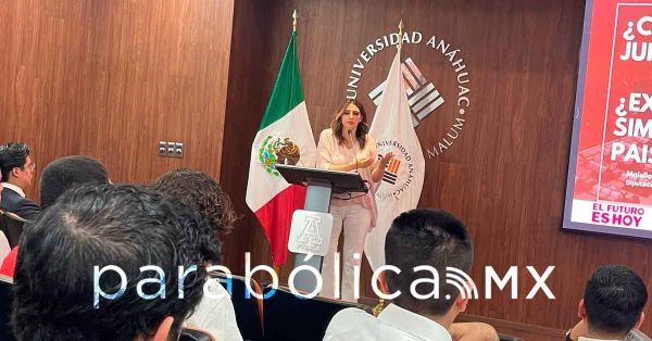 Promueve Maiella Gómez la participación de jóvenes universitarios en la política legislativa