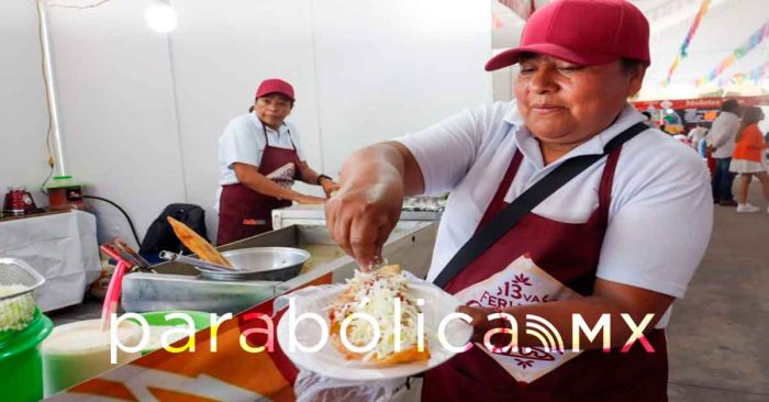 Inaugura Tonantzin Fern&aacute;ndez la Feria del Molote 2025 en San Pedro Cholula