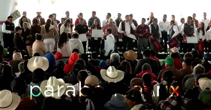 Entrega Armenta insumos estratégicos en Acatzingo