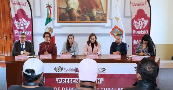 Presentan carta de los Derechos Culturales de Puebla