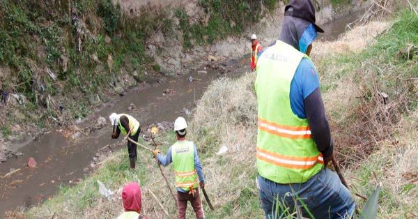 Avanza desazolve de Barranca San Diego al 65%