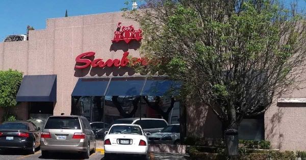 Asaltan Sanborns Huexotitla; se llevan joyas