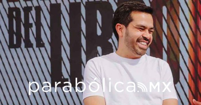 Fustiga Máynez “cálculos políticos” y críticas a la presidenta por “dar la cara” ante la tragedia