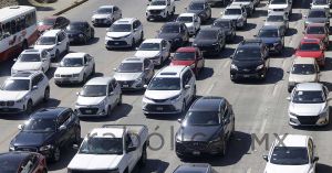 Reportan congestionamiento vial ante regreso a clases