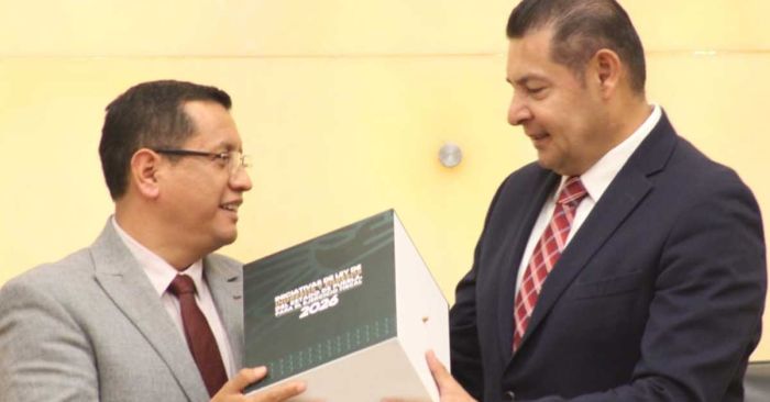 Entrega Armenta al Congreso el Paquete Fiscal 2026 por 131 mil 365.8 mdp