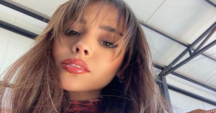 Usa Danna Paola imagen de la Guadalupana en su ropa interior y desata polémica