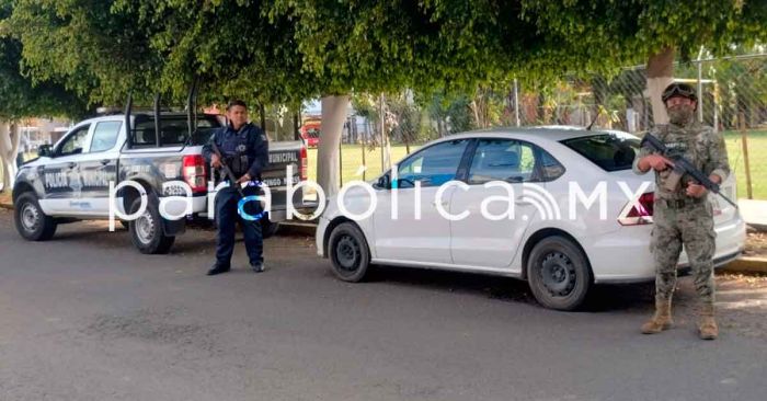 Recuperan fuerzas municipales un vehículo robado en Cuautlancingo
