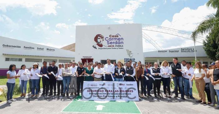Inaugura Armenta la Casa Carmen Serán 18