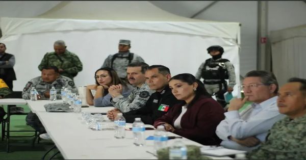 Clasificarán a migrantes deportados de EU con pulseras