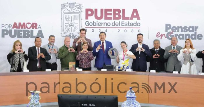 Celebra Armenta avances tecnológicos en Puebla