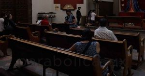 Celebran Misa de la Cena del Señor
