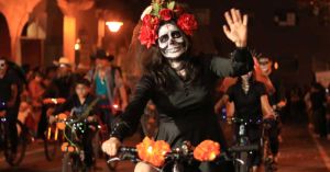 Impulsa Ariadna Ayala el Desfile de Calaveras 2025