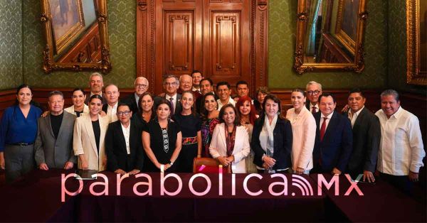 Dialoga Sheinbaum con gobernadores de estados adscritos a IMSS-Bienestar