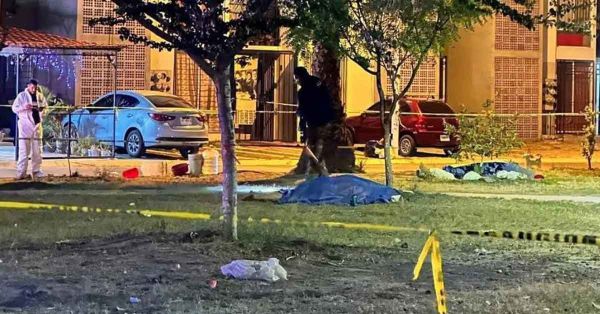 Ejecutan a buscadora y su hijo en Jalisco