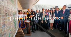 Inaugura Pepe Chedraui exposición de la Ciudad de Puebla en San Lázaro