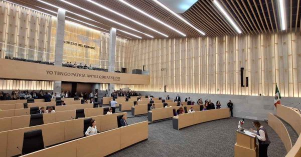 Realizan posicionamientos por 8M en Puebla