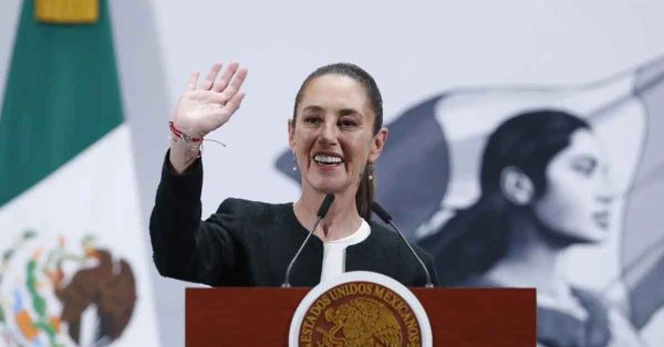 Rechaza Sheinbaum acuerdos en lo &quot;oscurito&quot; con EE.UU.