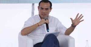 &quot;Se tiene que ingresar a la Embajada mexicana&quot;: presidente de Perú