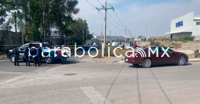 Usaron rifles de asalto asesinan a policías estatales en Amozoc