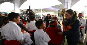 Llevan salud casa por casa y recursos a Pueblos Originarios: Sheinbaum