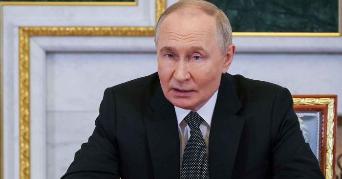 Evalúa Putin encuentro con Zelenski en &quot;fase final de negociaciones&quot;