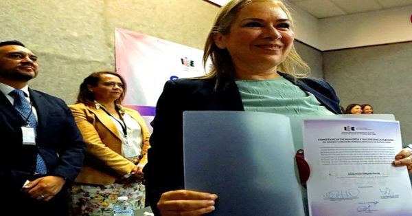 Entregan a exabogada de 'El Chapo' constancia de mayor&iacute;a como jueza