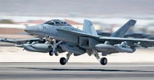 Se estrella otro avi&oacute;n militar en bah&iacute;a de California