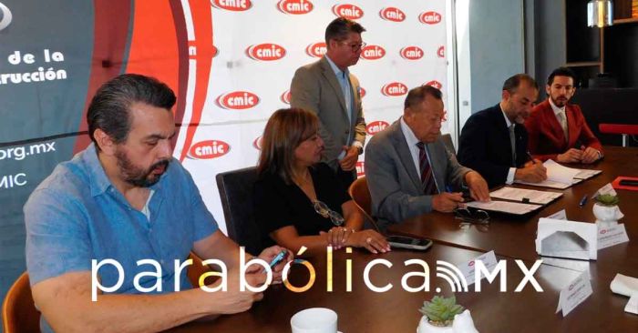 Impulsan IPAM y CMIC profesionalizar a las y los migrantes en la construcción