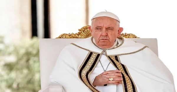 Mantiene Papa Francisco condición estable y sin ventilación mecánica