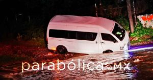 Se desbordó la barranca del Tecomate en Tulcingo de Valle