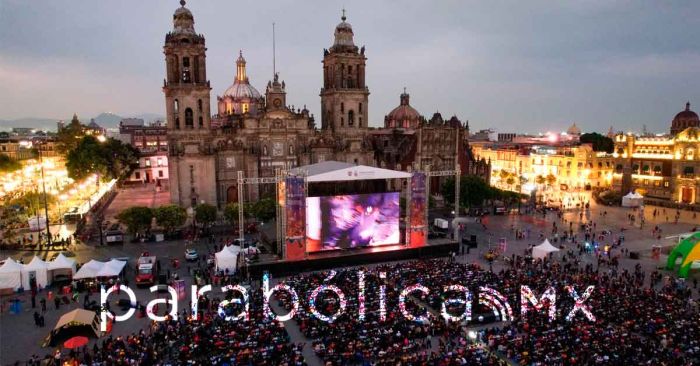 Disfrutan más de 15 mil personas de "Flow" en el Zócalo CDMX