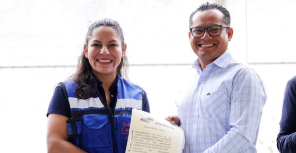 Inicia Lupita Cuautle adoquinamiento en Tlaxcalancingo