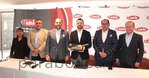 Presenta David Aysa programa anual de obra ante la CMIC