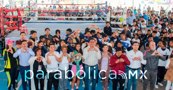 Realiza Deporte y Juventud clases masivas de Box, Karate y Jump en Acajete