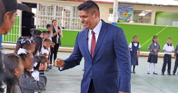 Inicia Omar Mu&ntilde;oz programa &ldquo;Escuela Segura&rdquo;