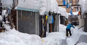 Mueren 12 personas en Japón tras intensas tormentas de invierno