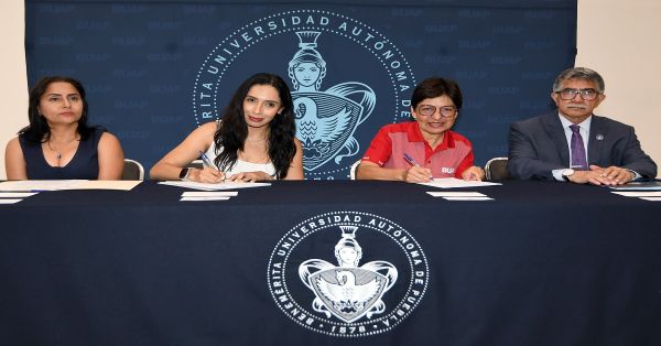 Encabeza Lilia Cedillo firma de convenio con la SMADSOT del estado