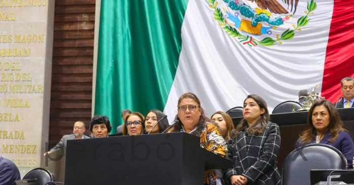 Celebra Rosario Orozco reconocimiento de la Talavera en San Lázaro