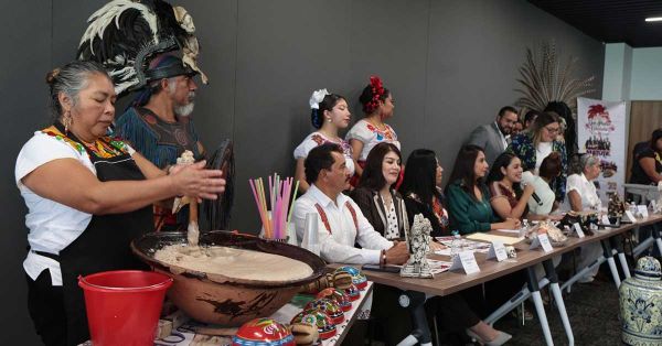 Presentan en el Congreso la edición 75 de la Feria de San Pedro Cholula