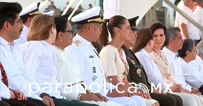 Conmemora Sheinbaum el 204 Aniversario de la Armada con mensaje contra la corrupción