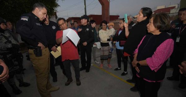 Recorre F&eacute;lix Pallares Miranda, calles de la colonia Universidades para reforzar la seguridad en la zona