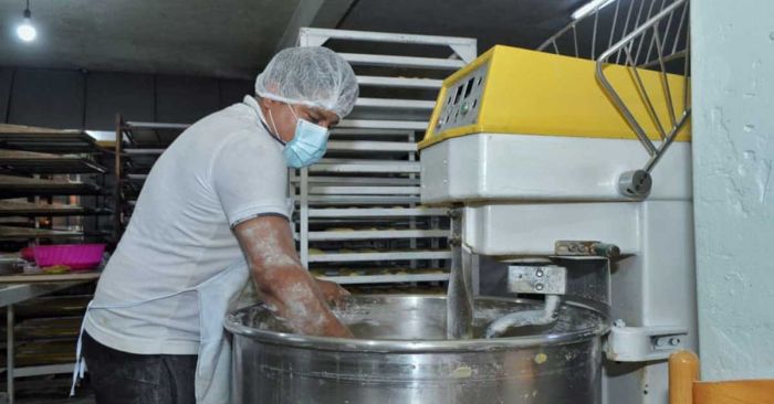 Arranca DIF Puebla Capital elaboraci&oacute;n de la Rosca de Reyes monumental