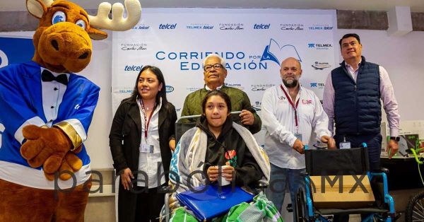 Apoya DIF Puebla Capital y Fundaci&oacute;n Telcel-Telmex a personas con discapacidad
