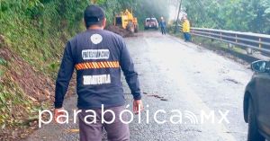 Se solidariza Sergio Salomón con damnificados por las lluvias en la Sierra Norte