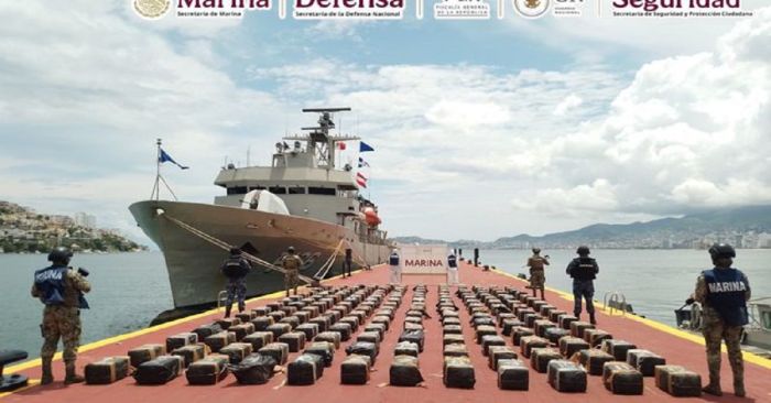 Aseguraron m&aacute;s de 3.5 toneladas de coca&iacute;na frente a las costas de Guerrero