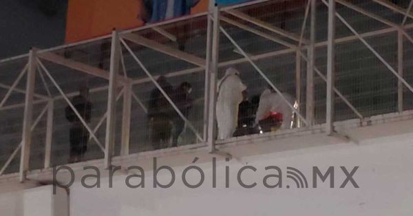 Se suicida en puente peatonal entre San Bartolo y Agua Santa